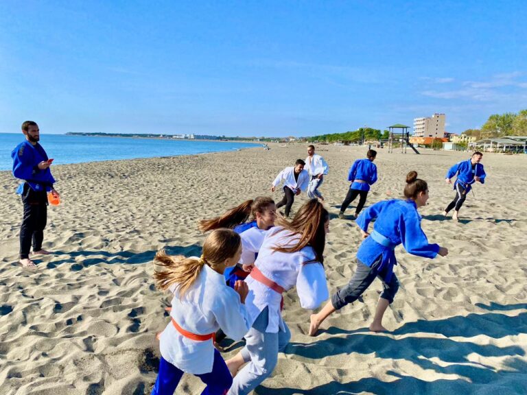 Judo Vllaznia, stervitje në bregdetin velipojak