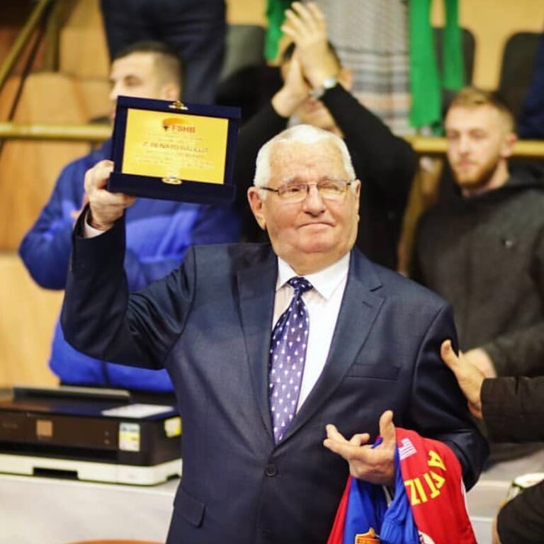 Mjeshtri i Madh i Basketbolli shqiptar, Renato Radoja mbush 81 vjeç. Urime, jete të gjatë profesor!