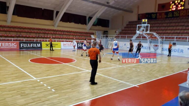 Basketboll Meshkuj/Mbyllet java e fundit e kampionatit, Vllaznia mund Eagles 126-72, gati gara për fazën Play-Off
