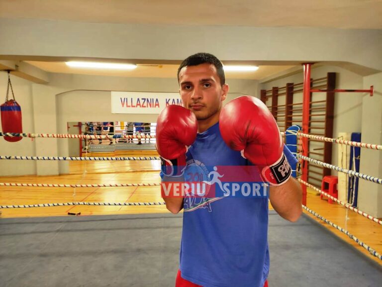 (Video) Boks- Kampionati  Europian i moshave U- 22, shkodrani Xhoi Eljazi dhe trajneri i tij, Lazarin Vila premtojnë medalje në Itali