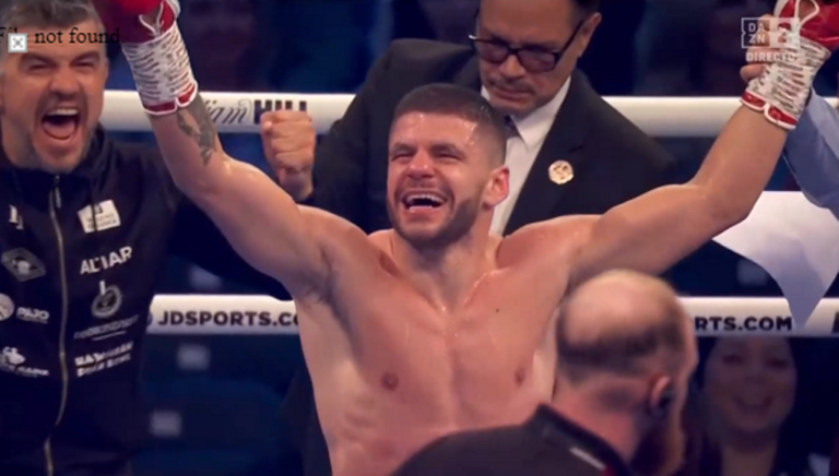 Boks-Florian Marku sfidon rivalin e tij Max Prodan dhe shpallet kampion bote për peshat e mesme në federatën IBF