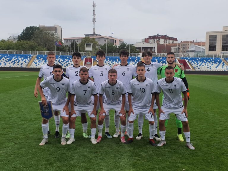 Kombëtarja U-17/Miqësore në “Fadil Vokrri”, Shqipëria mund Kosovën 0-2, shkodranët Kiri, Fikaj, Haxhari, Zaganjori në formacion