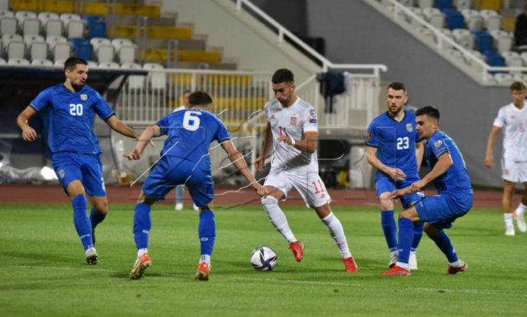 Kosova mundet në shtëpi nga Spanja 0-2 dhe mbetet e parafundit në Grupin B