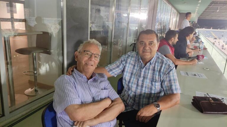 (Video) Gazetari i mirënjohur sportiv, Namik Mehmeti analizon pjesën e parë të ndeshjes që po luhet në “Loro Boriçi”, Vllaznia-Teuta 0-0