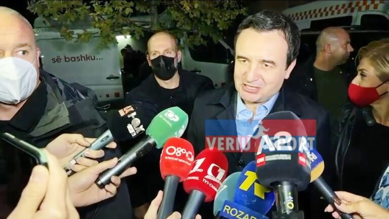 (Video) Prononcimi i Kryeministrit të Kosovës, Albin Kurti, përpara ndeshjes Vllaznia-Prishtina, për Superkupën Mbarëkombëtare