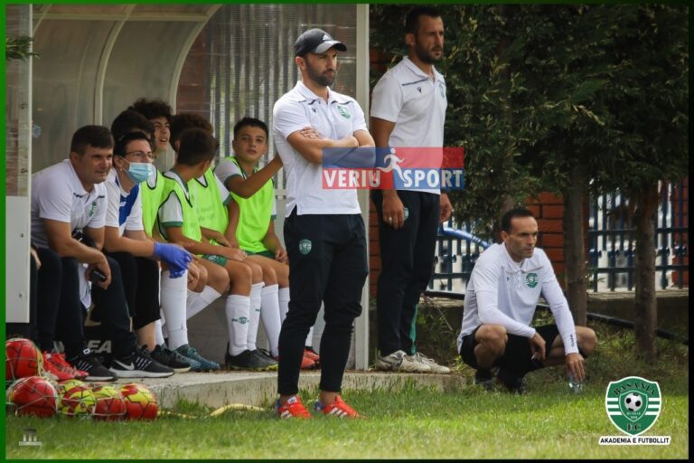 Futboll Moshat-Gilman Lika shijon fitoren e parë si trajner. Goli i Orges Spahisë i jep fitoren Basanias në transferten durrsake ndaj “ Akademisë Shqiponja”…historia vazhdon…
