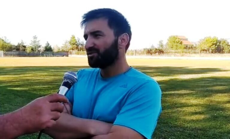 (Intervista) Fiton derbin shkodran me Murlanin. Trajneri i Veleçikut, Haris Lika, i kënaqur dhe kritik me skuadrën e tij