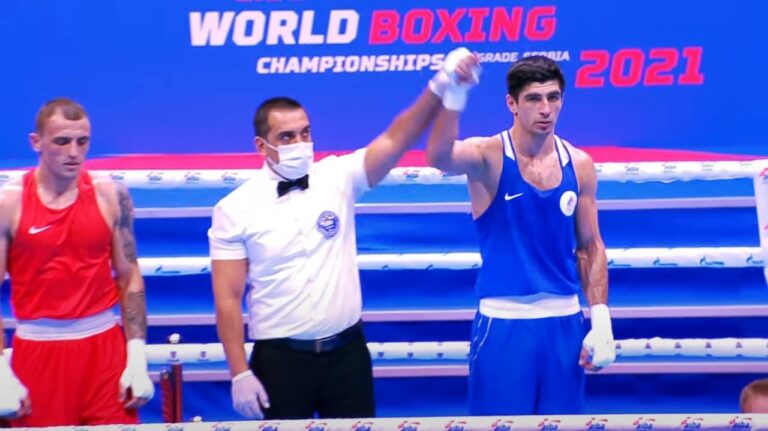 Botërori i Boksit “Beograd 2021”-Alban Beqiri humb gjysëmfinalen e peshës 71 kg me rusin Vadim Musaev dhe mjaftohet me medaljen e bronztë, e para për Shqipërinë në një botëror boksi