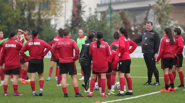 (Video)Futboll Femra-Eleminatorët e Botërorit/Trajneri Grima flet për ndeshjet ndaj Norvegjisë dhe Kosovës