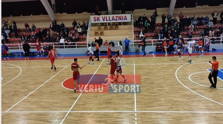 (Video) Superliga-Basketboll Meshkuj/Vllaznia- Partizani (96-83), 10 nëntor 2021-pallati i sportit “Qazim Dervishi” (Perioda e 4)