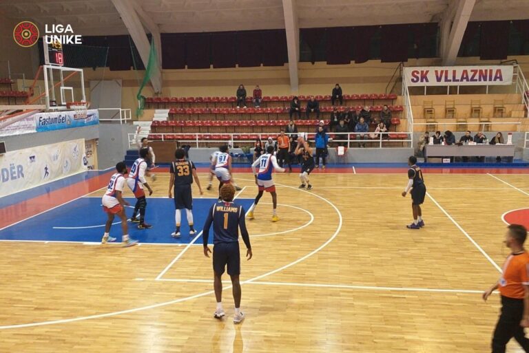 (Video) Liga Unike-Start i mbarë për trajnerin Fabian Gjuka në krye të Vllaznisë, mund Kamzën 85-79