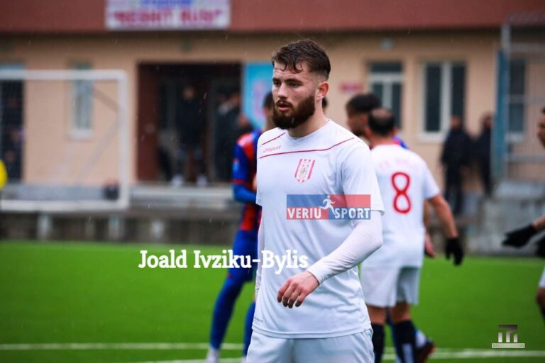 Tema e ditës: I shënoi ish skuadrës së tij Vllaznia, Joald Ivziku në shënjëstër të komenteve, pro dhe kundër