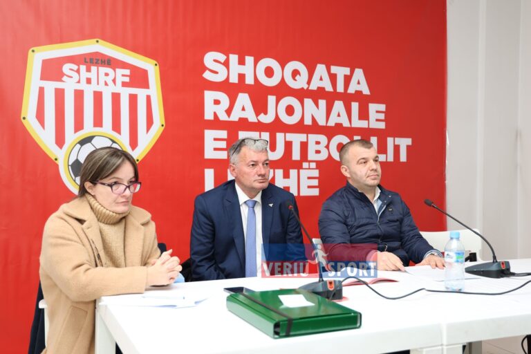 (Video)Asambleja e Shoqatës Rajonale të Futbollit Lezhë, propozon Sulejman Starovën si kandidat për President të FSHF-së