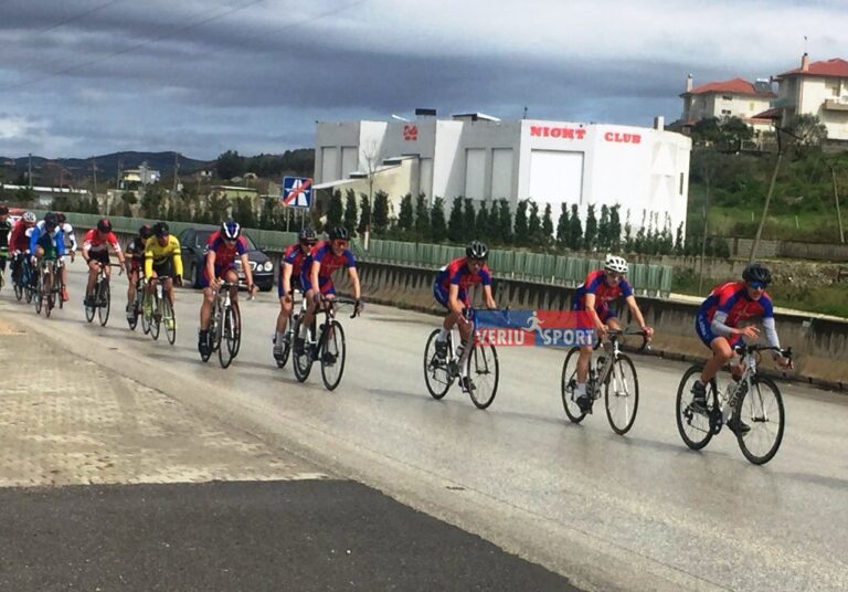 Çiklizëm-Turneu Mbarëkombëtar “26 Marsi”. Servet Kastrati dhe Bruno Kola, fitues të trofeve individual