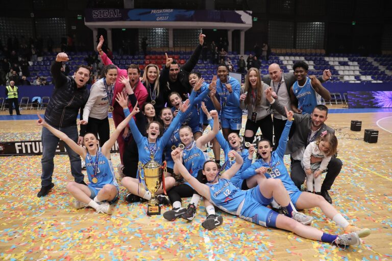 Liga Unike-Basket femra/Prishtina  fiton titullin e parë dhe historik të këtij kompeticioni
