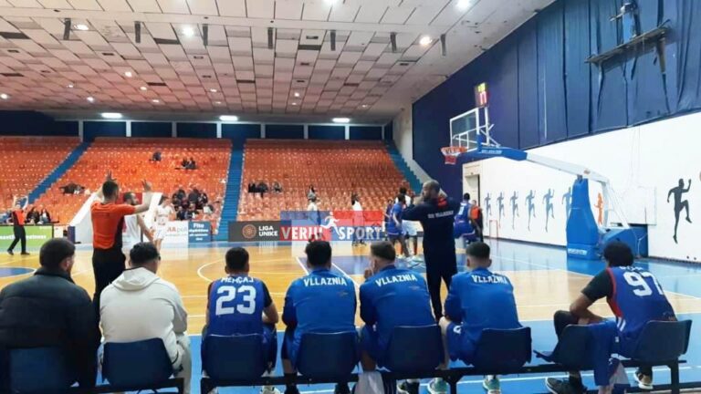 Basketboll Meshkuj-Super fitore e Vllaznisë! Kuqeblutë mundin Partizanin në “Asllan Rusi”, 72-77. Objektivi i fazës Play Off, edhe më afër