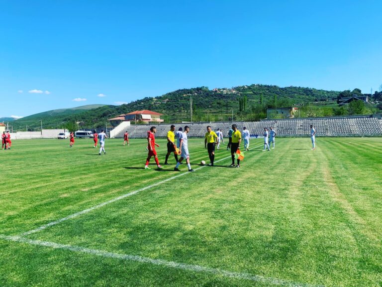 Superliga U-21/ Bylis i shkodranëve mund Vllazninë 4-0 dhe marshon drejt titullit kampion