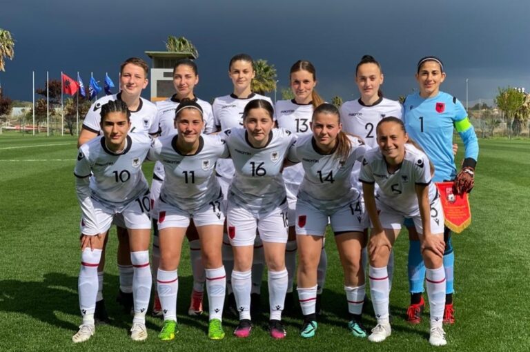 Futboll Femra-Shqipëria U-19 mundet nga Turqia 1-9