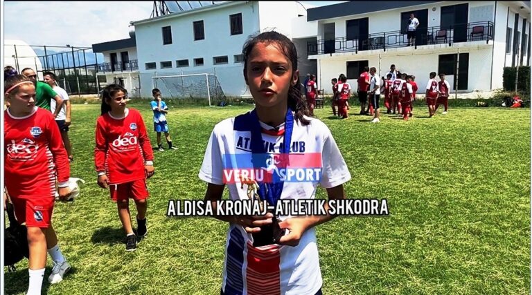 (Video) Aldisa Kronaj, futbolliste e Atletik Klub Shkodra, flet pas shpalljes si lojtarja më e mirë e “Shkodra Summer Cup” 2022