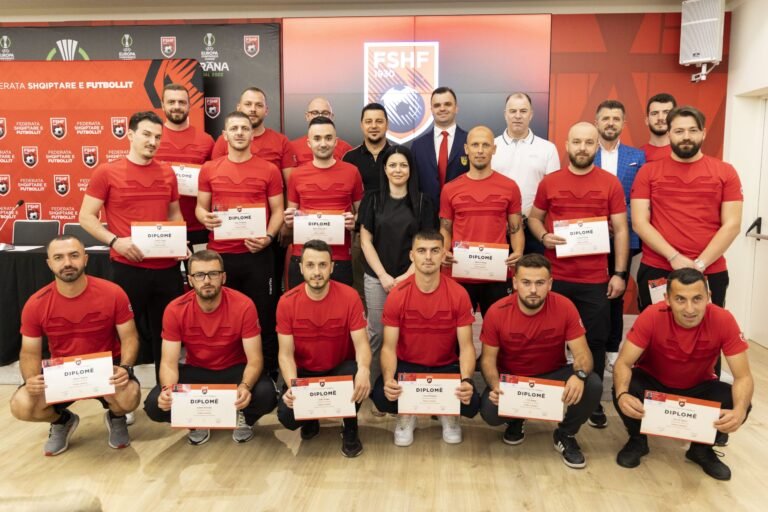 Roli i video-analistit në çdo staf futbolli, Rossi tregon planet e së ardhmes