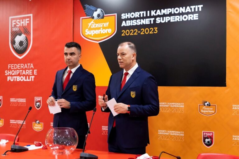 (Video)Erzeni-Vllaznia, përballja e parë në javën e parë të kampionatit. Hidhet shorti për Abissnet Superiore 2022/23. Kuqeblutë e nisin në transfertë me ekipin debutues