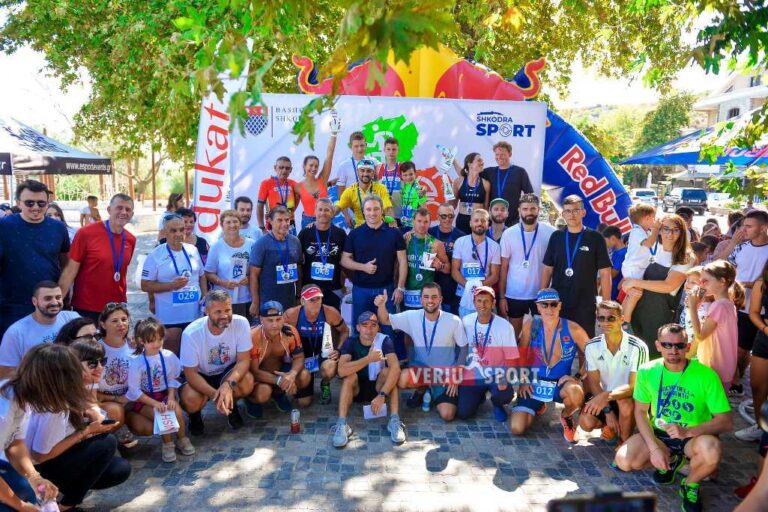 (Video) Shirokë-Shkodër / “Triathlon Labeat”, në edicionion e 10-të. Fitues Dëbora Keci për femra dhe Bledar Mesi për meshkuj