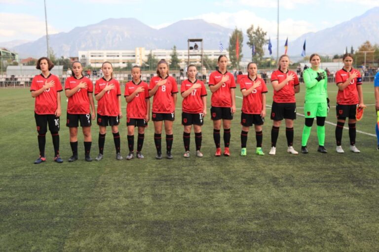 Kualifikueset e turneut ‘UEFA Development’-Shqipëria humbet me Greqinë 1-3 në Futboll Femra U15