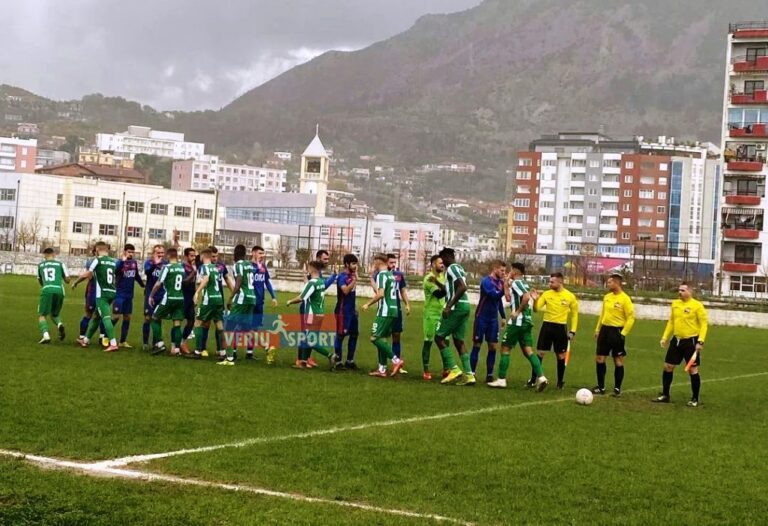 Futboll-Kategoria e Parë/Luhen dy ndeshjet e fundit të javës 11-të. Kryeson Dinamo me 21 pikë, e ndjekur nga Flamurtari dhe Skënderbeu me 21 dhe 19 pikë