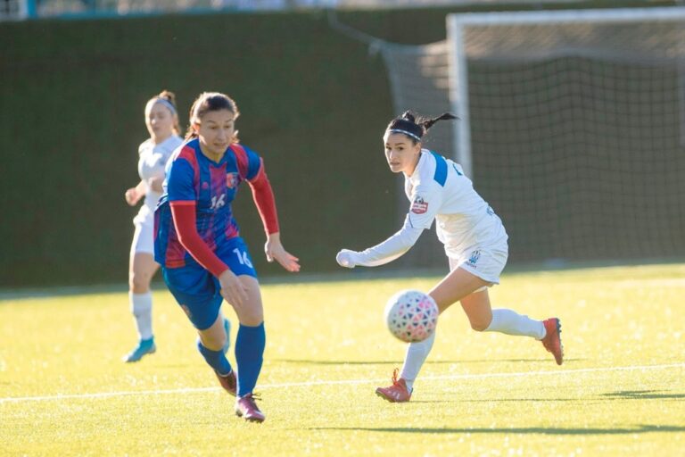 Tirana – Vllaznia, kryendeshja e javës së 9-të të KK të futbollit për femra. Takohen dy bashkëkryesueset e kampionatit me pikë të barabarta