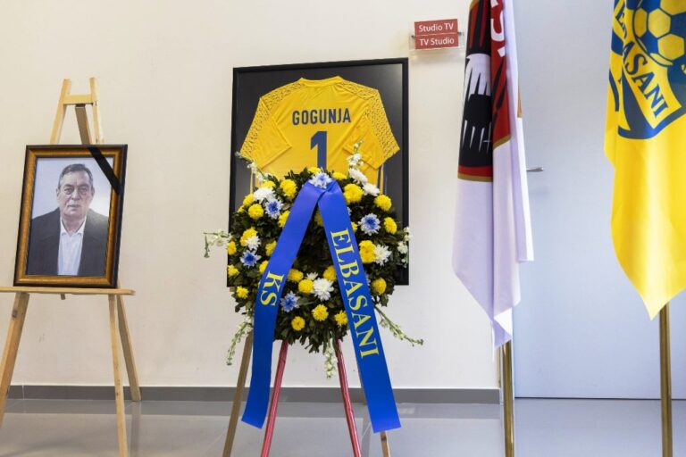 (Video) për Ndarja nga jeta e ish portjerit të njohur Bujar Gogunja. Homazhet në stadiumin “Elbasan Arena”
