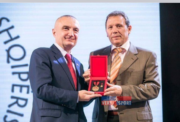 Sokol Kushta, ylli i përbotshëm futbollit tonë. I vetmi shqiptar i nominuar për “Topin e Artë”