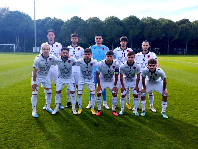 Shqipëria U-21 fiton miqësoren e parë ndaj Azerbajxhanit U-21, vendosin golat e Shpendit dhe Pajazitit. Shkodrani Rejan Alivoda, aktivizohet në pjesën e dytë
