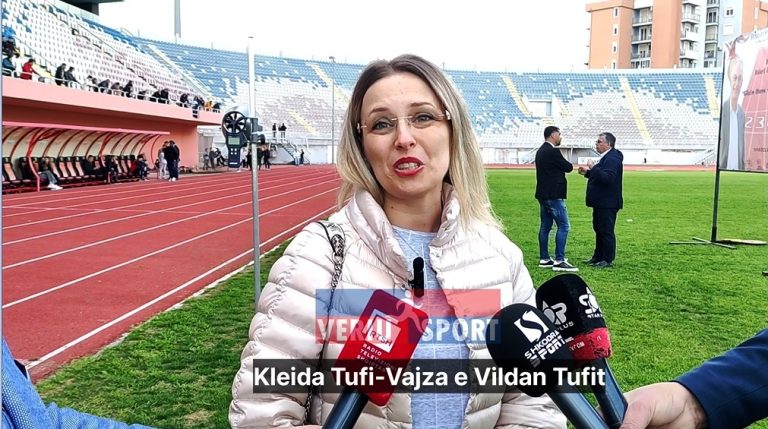 (Video) Kleida Tufi, vajza e figurës së njohur të atletikes, Vildan Tufi, falenderon organizatorët për vlerësimin e të atit-Kupa e Nderimit të Figurave “Mema- Tufi”