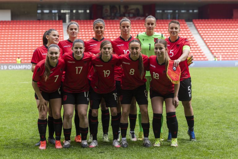 Futboll Femra-Europiani U-19/Shqipëria mundet nga Skocia në ndeshjen e pare