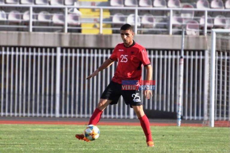 (Video) Arsen Elbasani, 2-shi i pakalueshëm i Veleçikut. Mbrojtësi i dalë nga Vllaznia, i kënaqur për fitoren e ndaj Naftëtarit në Play Off, optimist për kualifikimin në kategorinës e parë