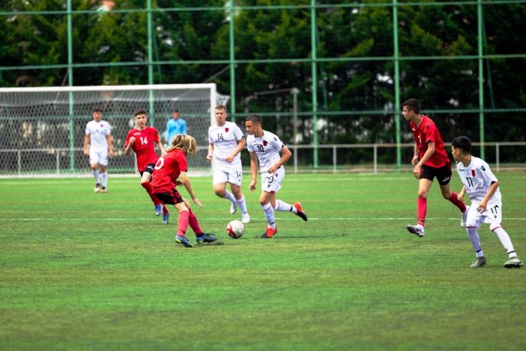 FSHF-Turneu i përfaqësueseve rajonale/ Shkodra dhe Fieri kalojnë në finalen e grupmoshës U-13