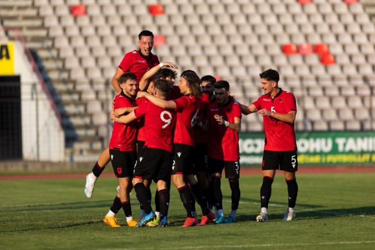 Fitoi miqësoren me Bullgarinë U-21, trajneri kuqezi Alban Bushi, i kënaqur me skuadrën: Kjo, baza e Shqipërisë U-21, më pëlqeu fryma e skuadrës!