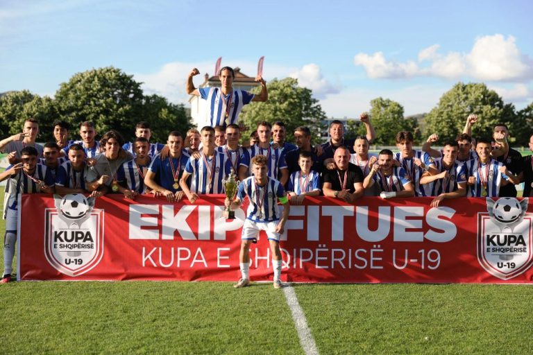 Futboll Moshat U19-Tirana fiton Kupën e Shqipërisë, mund në finale Apoloninë, 3-0