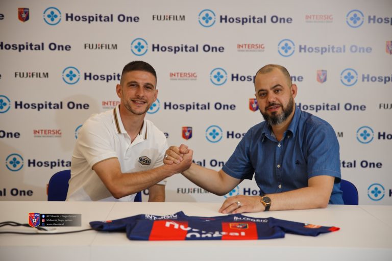 Mesfushori Ardit Krymi, në dyshim për sfidën hapëse të kampionatit, Vllaznia-Kukësi. Pas dëmtimit në stërvitjen e djeshme, sot pritet vendimi përfundimtar i stafit teknik, nëse do të jetë në dispozicion të teknikut Memelli për nesër