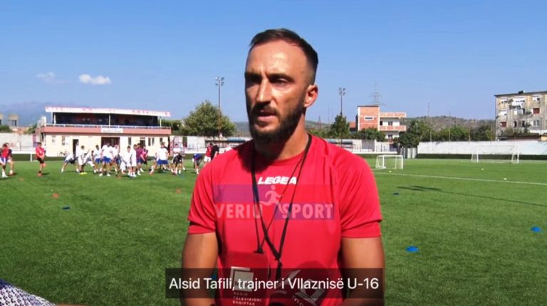 (Video) Alsid Tafili, nga futbolli i fushës, nis misionin e trajnerit të Vllaznisë U-16. Premton përkushtim maksimal në punën me moshat
