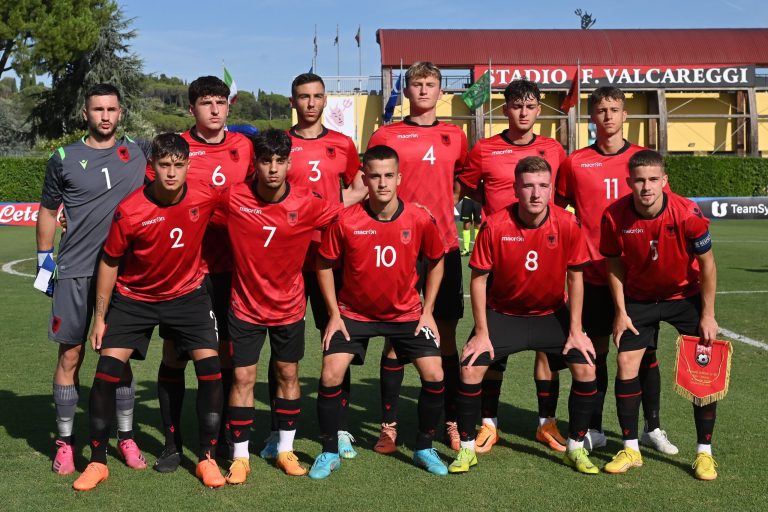 Itali-Shqipëri U-19, 3-0. Kuqezinjtë humbin miqësoren me kampionët e Europës në Koverçano. Në fushë edhe tre shkodranët, Kiri, Zaganjori dhe Dodaj