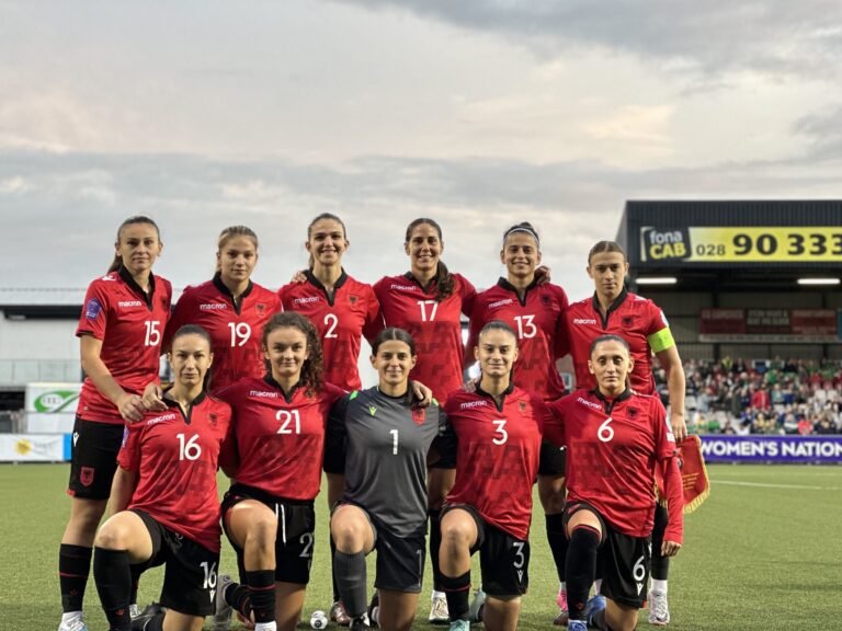 Futboll Femra-Paraqitje dinjitoze e kombëtares kuqezi në transfertën e Belfastit, por Irlanda e Veriut fiton me një rezultat minimal, 1-0