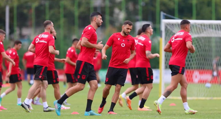 EURO 2024/ Kombëtarja zhvillon seancën e fundit, nesër drejt Çekisë për sfidën e parë të shtatorit