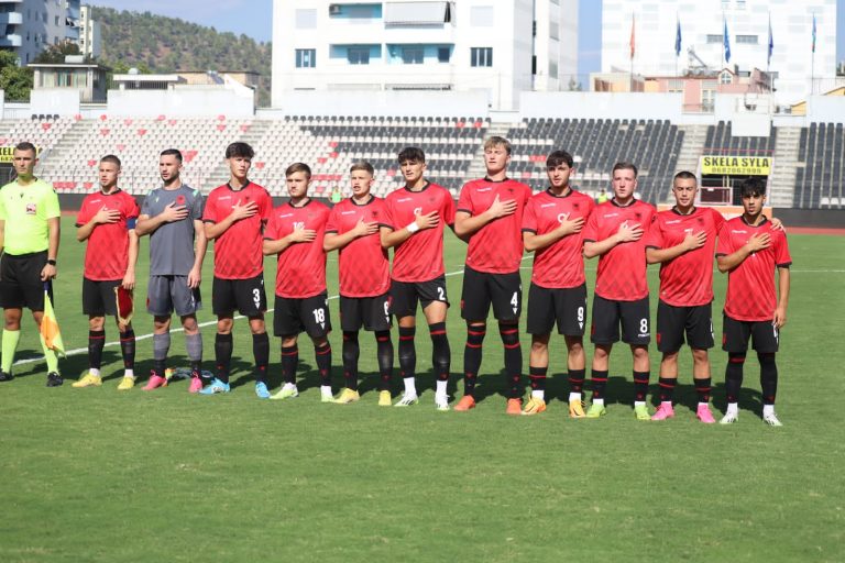 Shqipëria U19/ Kuqezinjtë e Bulkut bindin ndaj Azerbajxhanit, fitojnë 2-0 miqësoren e parë