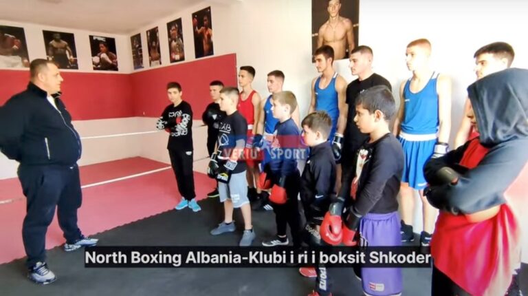 (Video) BOKS- “North Boxing Albania”, ndeshje kontrolli me Teutën e Durrësit në prag të Kampionatit Kombëtar të Moshave. Spikasin talenti Jurgen Lazri dhe 11-vjeçari Bjordi Çekini