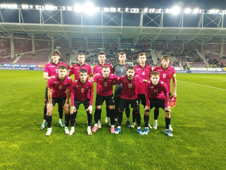 Kualifikueset e EURO 2025 / Shqipëria U-21 humbet me Rumaninë 0-5. Në fushë nga minuta e parë, dy shkodranët Geralb Smajli dhe Ardit Nikaj