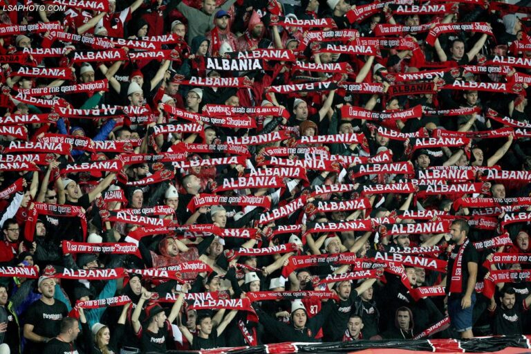 Njoftim i rëndësishëm për tifozët shqiptarë që do të ndjekin ndeshjen “Shqipëri – Ishujt Faroe” në stadiumin “Air Albania”