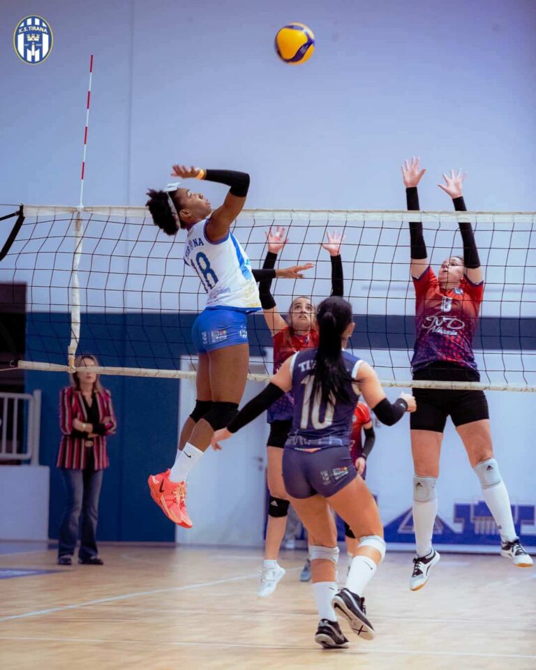 Volejboll Femra-Vllaznia me 3 mungesa titullaresh e ka të vështirë të përballojë Tiranën. Humb në transfertë, 3-0. Kupa e Shqipërisë