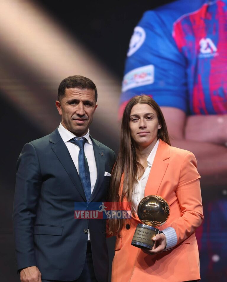 Fitoi çmimin “Topi i Artë” 2023 në futboll femra. Futbollistja e Vllaznisë dhe Kombëtares shqiptare, Megi Doçi, falenderime dhe ironi….
