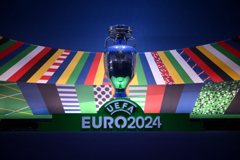 Anglia, fiton Euro 2024. Inteligjenca artificiale, parashikon finalen, Angli-Francë, me anglezët kampionë